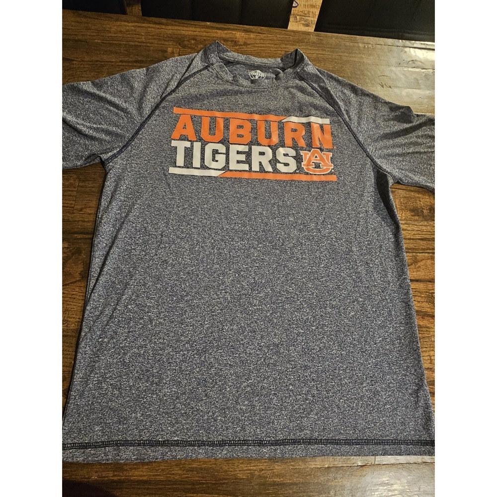 Auburn Tigers‎ Men's T-Shirt Size M